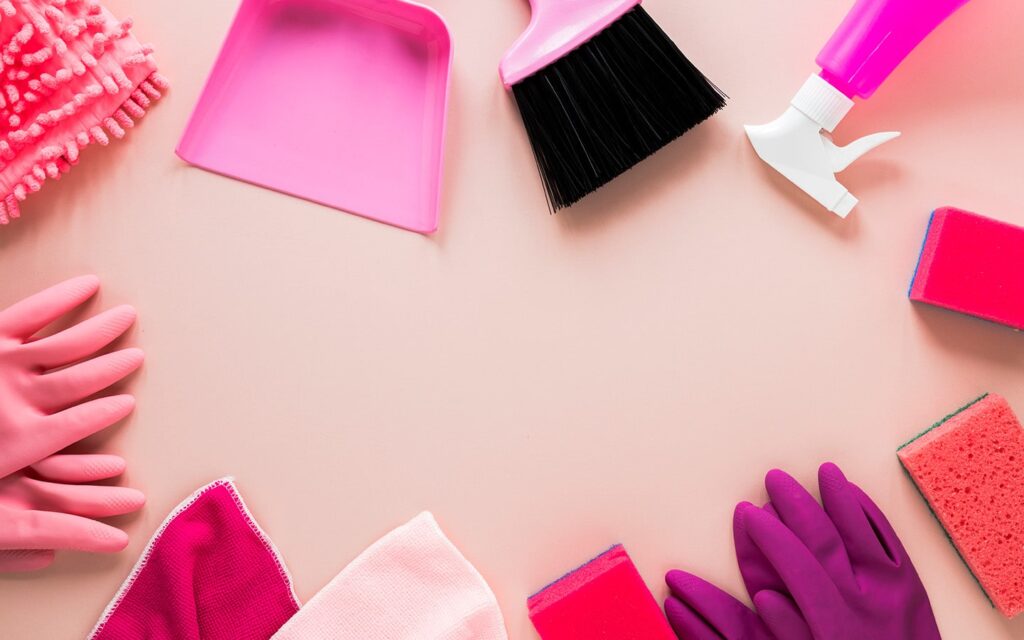 Conheça os utensílios de limpeza e saiba como usar cada um deles